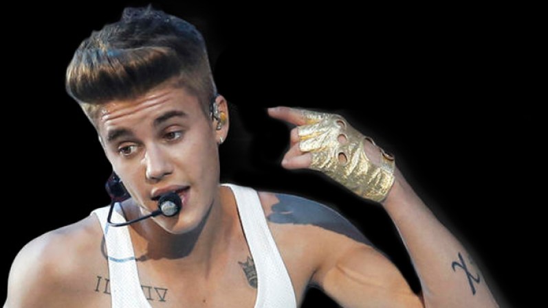 Justin Bieber ha declarado esto a la revista Rolling Stone: "Siento que tengo la obligación de plantar semillas con mis fans. No voy a decirles, 'Necesitas a Jesús', pero voy a decir al final de mi espectáculo, 'Dios te ama’ ”.