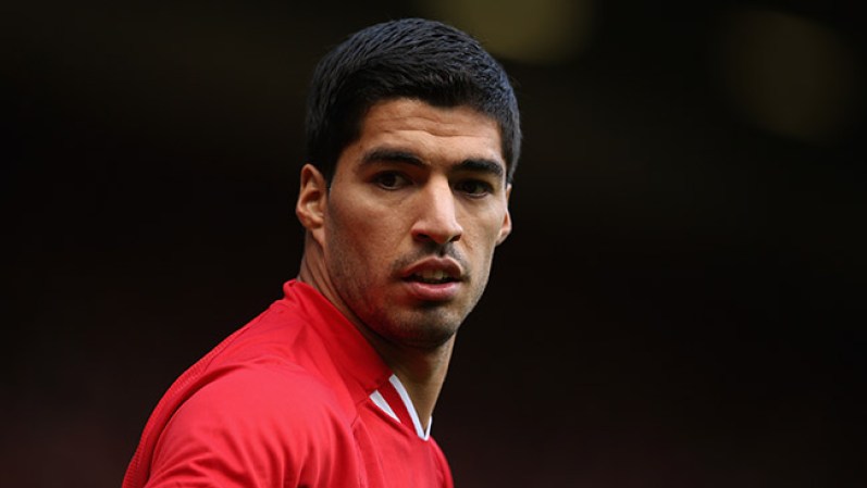 Con los partidos de la Barclays Premier League, ahora transmitidos por NBC, conoce a sus 35 futbolistas latinoamericanos… Aquí el uruguayo Luis Suárez, quien juega en el Liverpool.