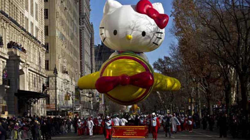La tradicional parada de Acción de Gracias, que da la bienvenida a la temporada navideña, se celebró un año más en Nueva York.