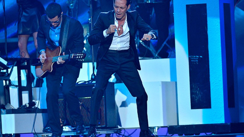 Como preámbulo a los Premios Billboard de la Música Latina 2014 (jueves 24 de abril por Telemundo), conoce cuáles han sido las presentaciones más inolvidables. Aquí Marc Anthony que estará presente también este año.