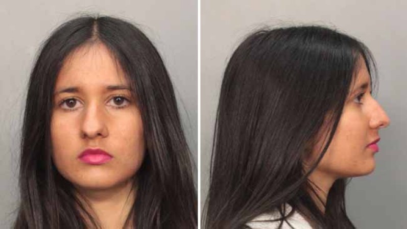 Sabina Elgestal fue arrestada el 4/08/13 acusada de :<br /> HOLD FOR IMMIGRATION
