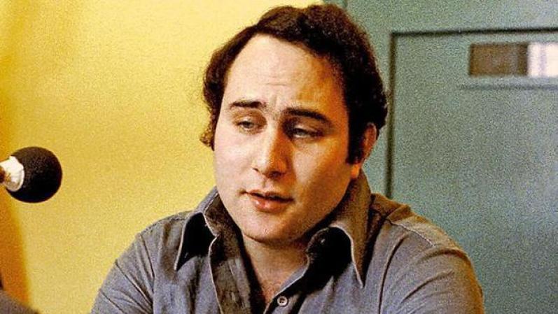 Mejor conocido como "The Son of Sam" (Hijo de Sam), David Richard Berkowitz confesó haber matado a siete personas jóvenes en Nueva York a finales de la década de 1970, sembrando el pánico en una ciudad ya de por sí muy convulsa en aquella época. Era cartero. Guarda prisión desde que fue condenado en 1978.