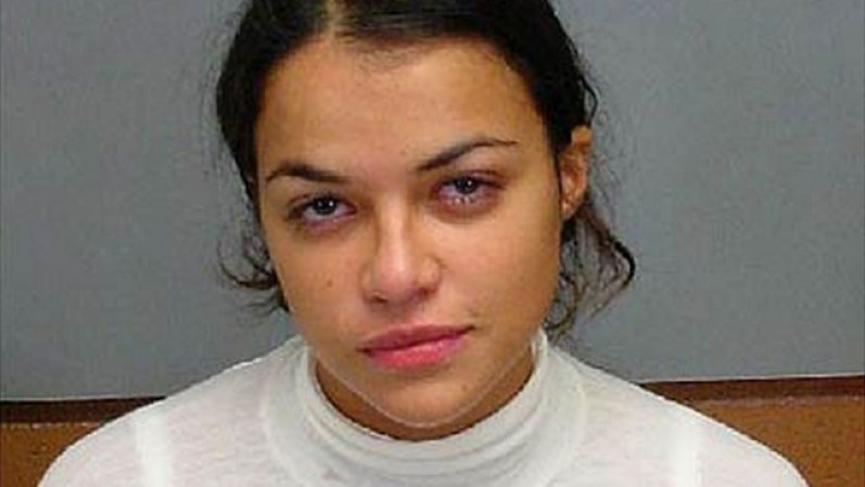 Michelle Rodríguez: La actriz, quien participó en “Lost”, ha tenido varios encuentros con la policía. Fue detenida varias veces por conducir ebria. En 2004 pasó 48 días en la cárcel.