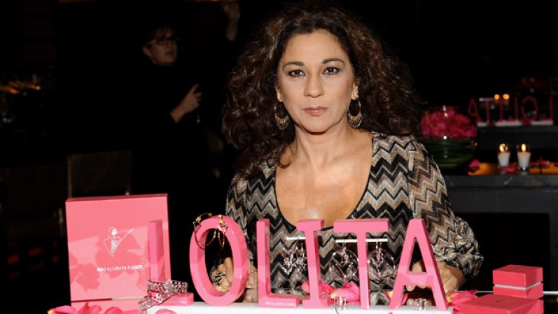 Lolita Flores: La cantante española se ha visto sumida en tremendos problemas económicos tras la apertura de una tienda de moda que no rindió como debía. Hasta su casa fue embargada.