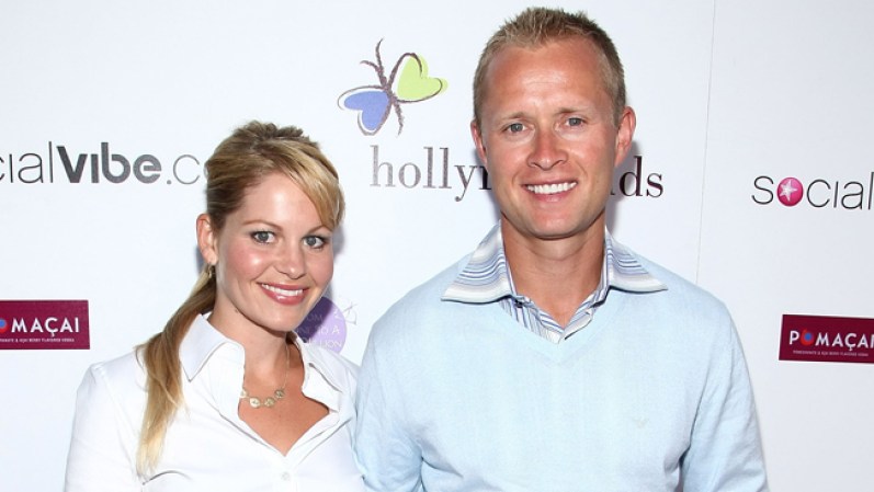 La actriz Candace Cameron -conocida por su actuación en la serie “Full House”- se casó con el ex jugador de hockey de la NHL, Valeri Bure, en 1996.
