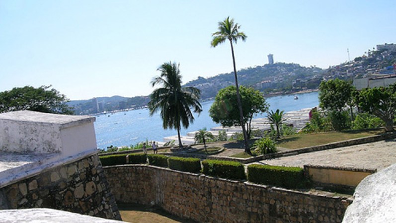 Fuerte San Diego es una impresionante fortificación española y uno de los sitios históricos más importantes del puerto. Alberga un museo con objetos que forman parte de la historia de Acapulco.