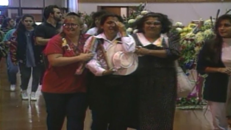 Los fanáticos de Selena estaban desconsolados durante el servicio funeral en Corpus Christi.