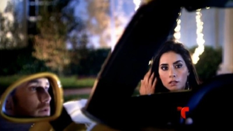 Los mexicanos Paola Núñez y Eugenio Siller son la pareja protagónica de “Reina de corazones”, novela de Telemundo que se transmite en México.