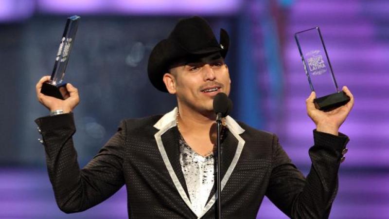 Espinoza Paz, fuerte competencia