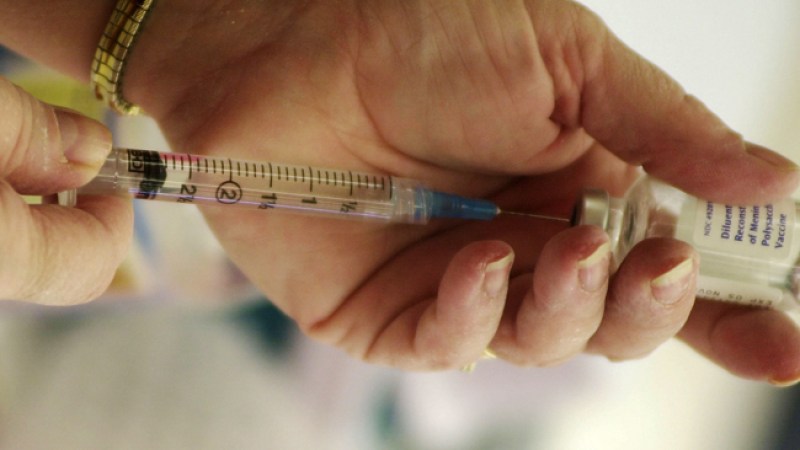 Aprueban vacuna contra Meningitis