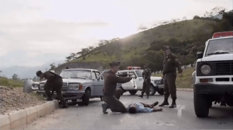 Cuando llega la Policía se encuentran a varios muertos que quedaron como saldo del enfrentamiento.