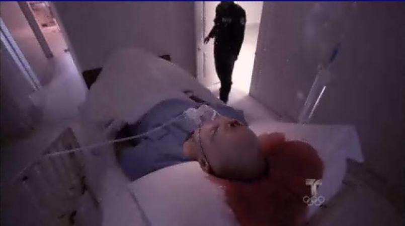 Y logran deshacerse del testigo metiéndole un balazo en la cabeza.