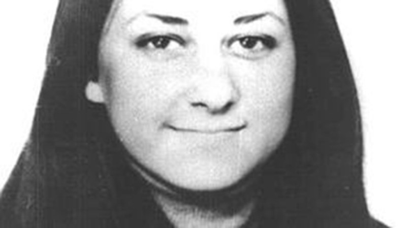 La joven Cristina Mazzoti fue raptada en 1975 en Italia, país considerado hasta 1990 la meca del secuestro. Estuvo desaparecida durante 18 años. La familia pagó un rescate de dos millones de dólares, pero sus captores la asesinaron de todas formas.