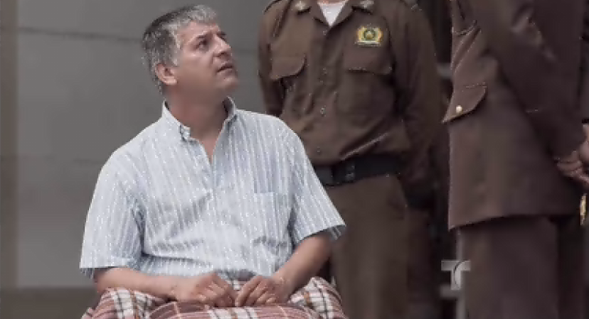 El Comandante sale de la clínica y aunque le falta una pierna quiere seguir persiguiendo a los narcotraficantes.