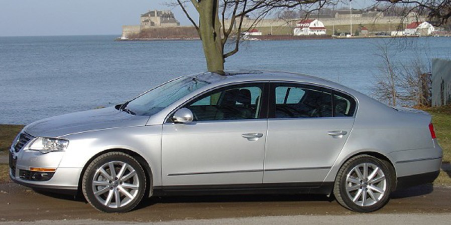 Volkswagen Passat 2006-08