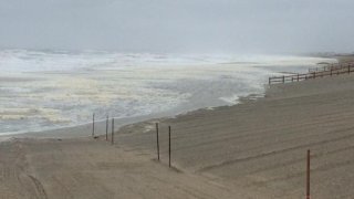 [UGCPHI-CJ-weather]A view of the ocean from Sea Isle City, NJ this morning. Intense wind out there. @NBCPhiladelphia ht
