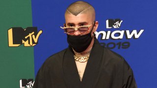 Bad-Bunny-Mezcalent-MTV-MIAW