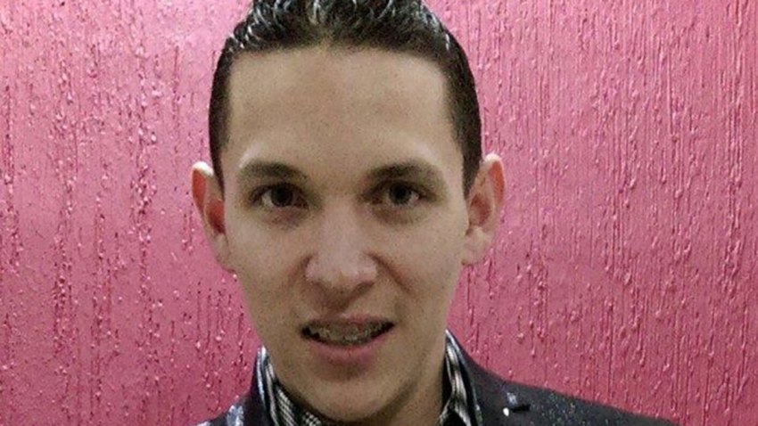 Cantante Javier Rosas estaría estable Telemundo 52