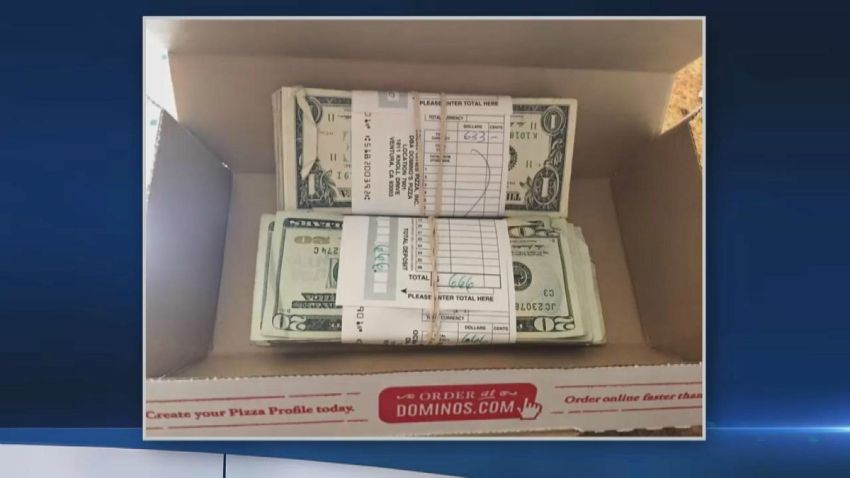 TLMD-California-berkeley-halla-1300-dolares-en-envio-de-pizza-y-los-devuelve-dominos