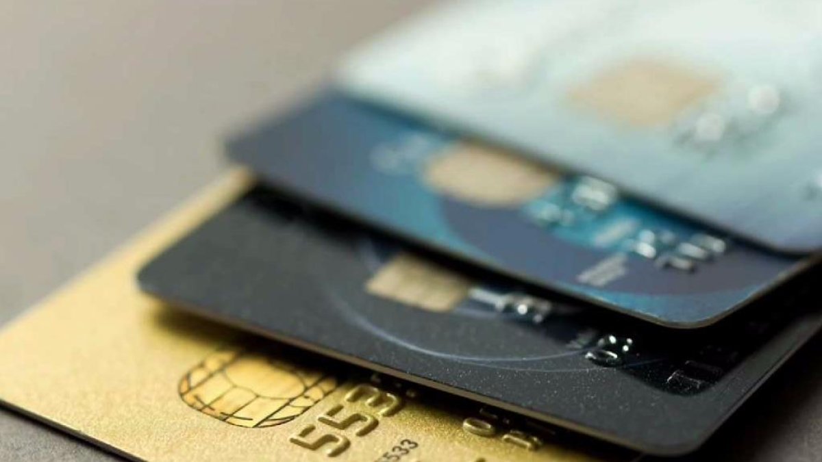 Millennials use AI and five-year plans to manage debt repayment