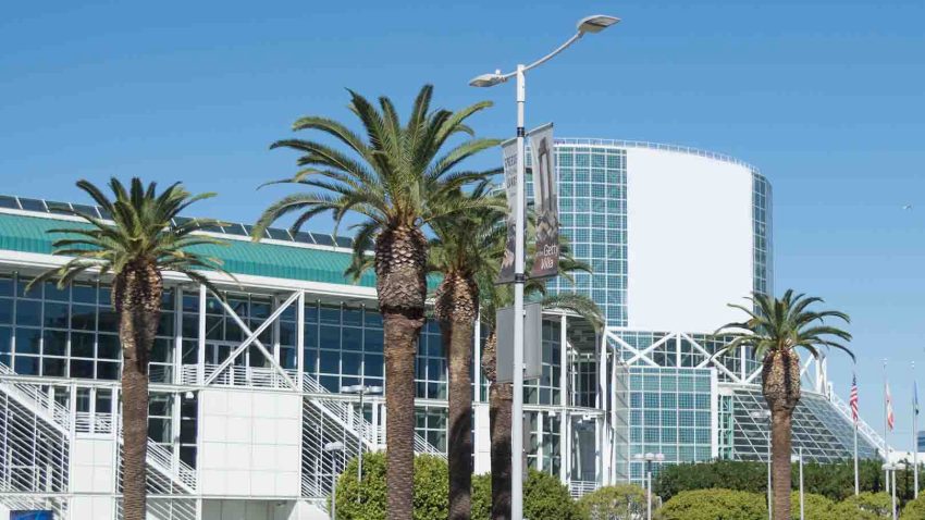 centro convenciones los angeles california telemundo 521