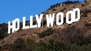 hollywood-sign-address4