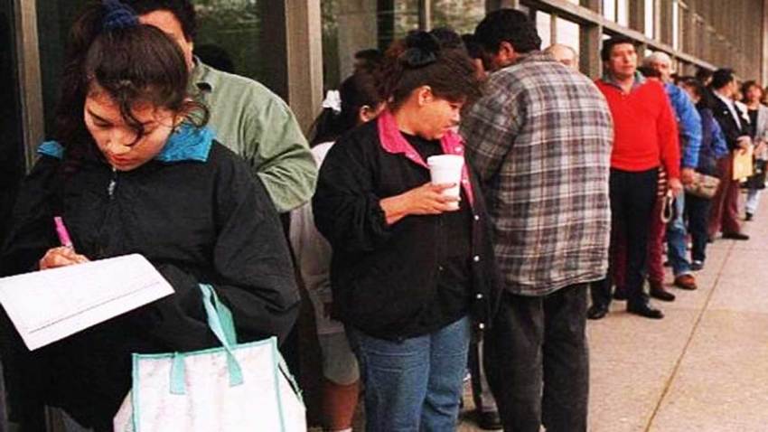 inmigrantes-hispanos-ayuda-informacion-telemundo-52-los-angeles-california