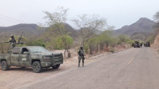 Retén militar en Sinaloa