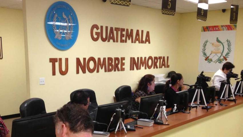 protesta-renuncia-consul-guatemala-los-angeles-