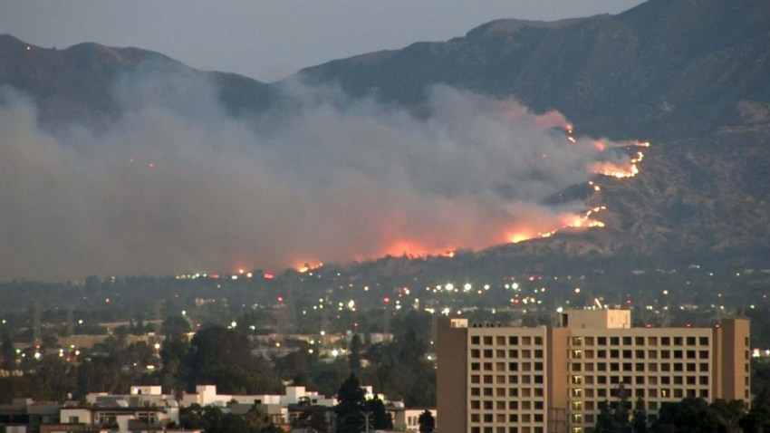 saddleridge-fire-porter-ranch-universal-city-october-11-2019