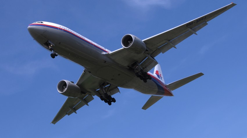 shutterstock_206250085_boeing_777