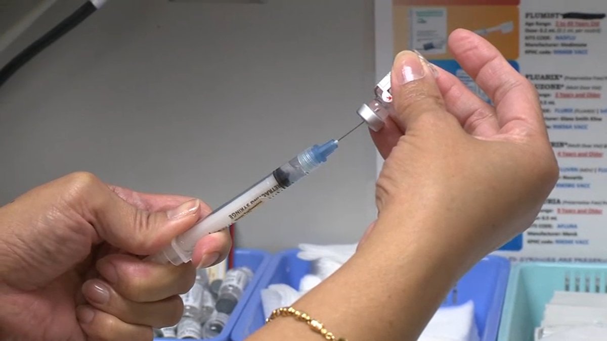 Le CDC recommande un rappel du vaccin COVID-19 – Telemundo 52