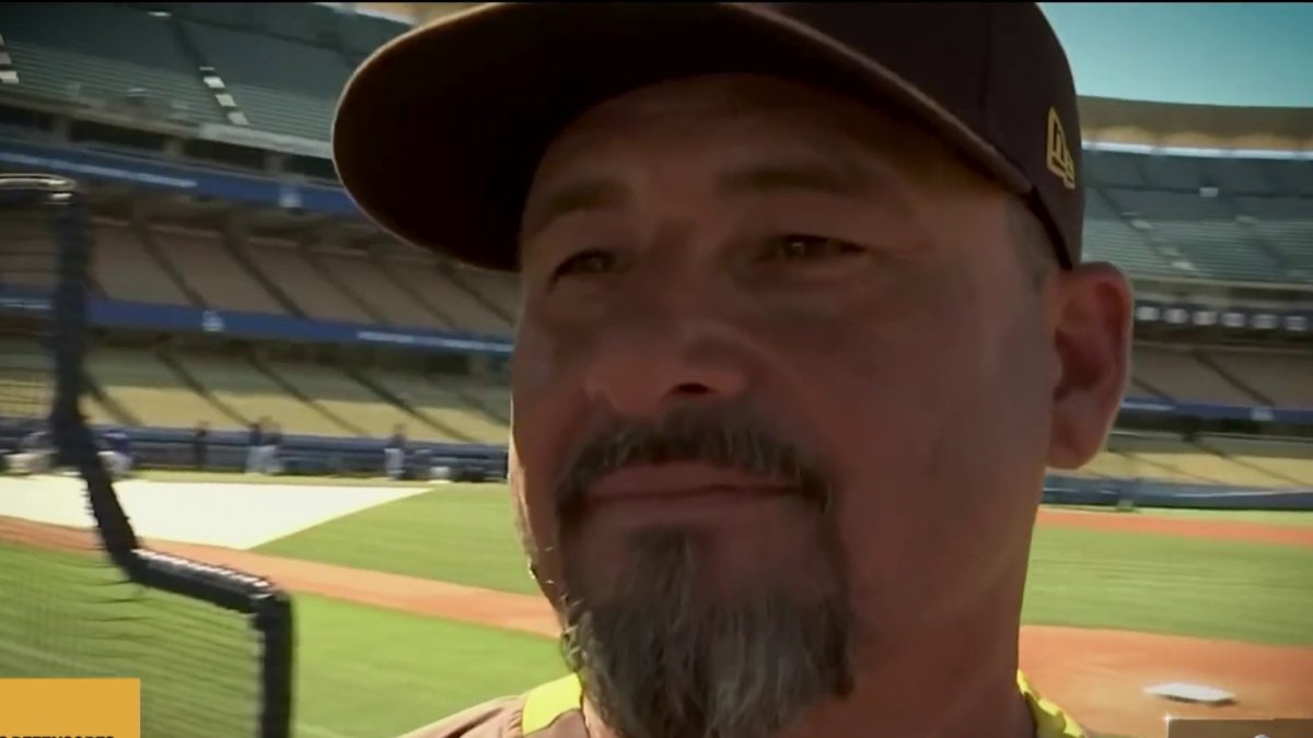 Mexicano Rubén Niebla hace historia como entrenador de los Padres de San  Diego – Telemundo 52