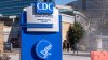 Los CDC votan por añadir las vacunas contra el COVID-19 a las listas de rutina para niños y adultos