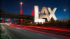 Personas que viajen deberán firmar un formulario de cuarentena en LAX