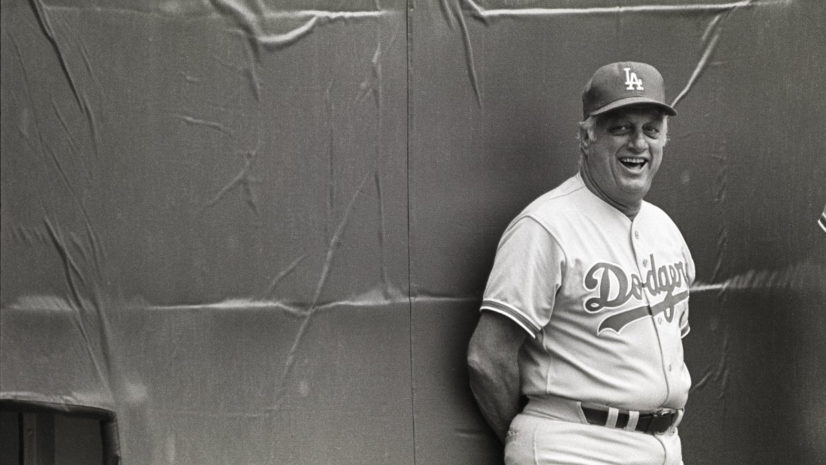 Section of Highway 5 will be named after Tommy Lasorda