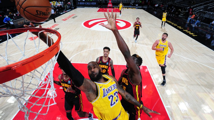 Los Angeles Lakers v Atlanta Hawks