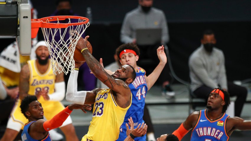 Oklahoma City Thunder v Los Angeles Lakers