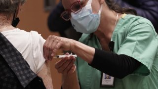 Arizona alcanza el millón de dosis aplicadas de la vacuna contra el COVID-19