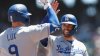 Dodgers vencen a San Francisco con ayuda de Lux y Urías