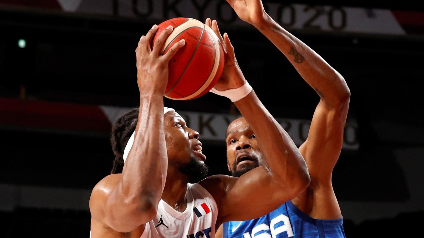 Baloncesto Estados Unidos sufre derrota en su debut en Tokyo 2020 Baloncesto Estados Unidos sufre derrota en su debut en Tokyo 2020