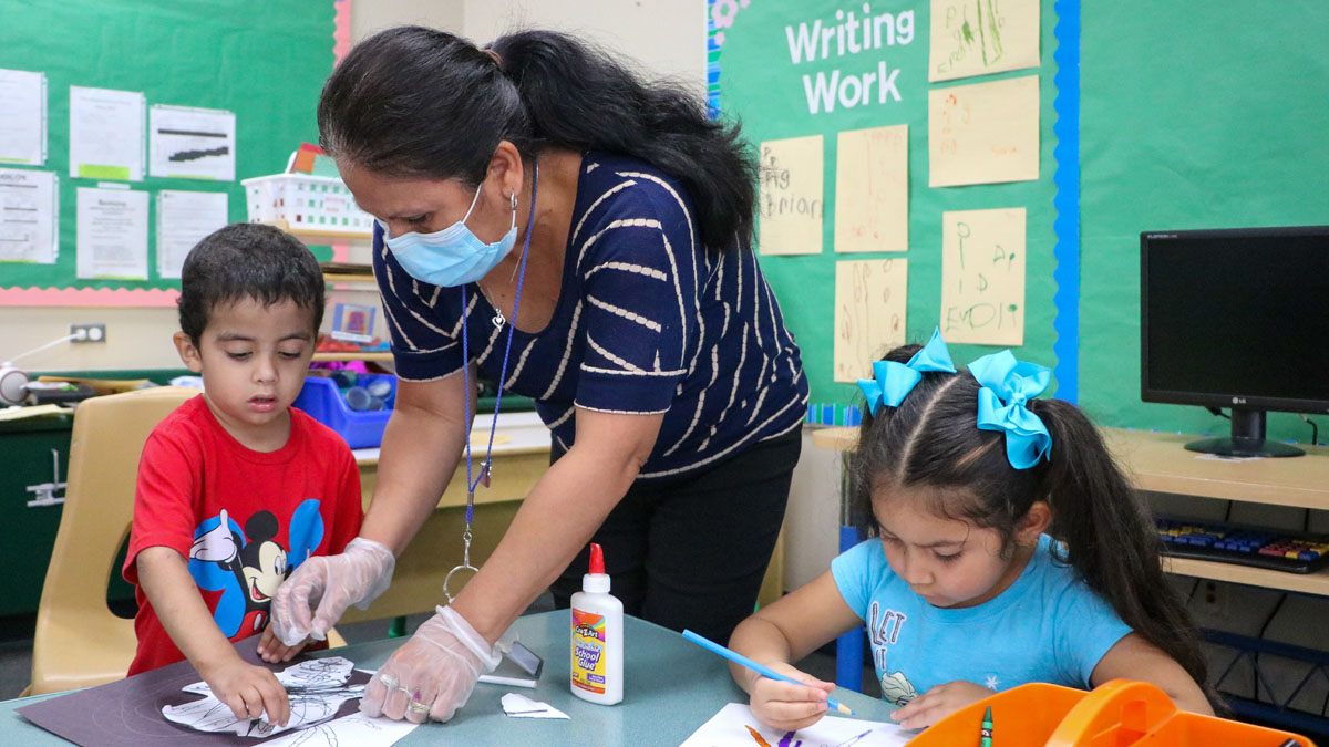 Solo deberán demostrar que la familia recibe beneficios de Cal Fresh