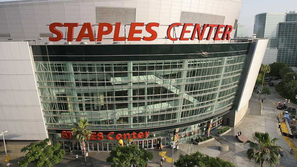 El famoso Staples Center de Los Ángeles cambiará de nombre después de 20  años