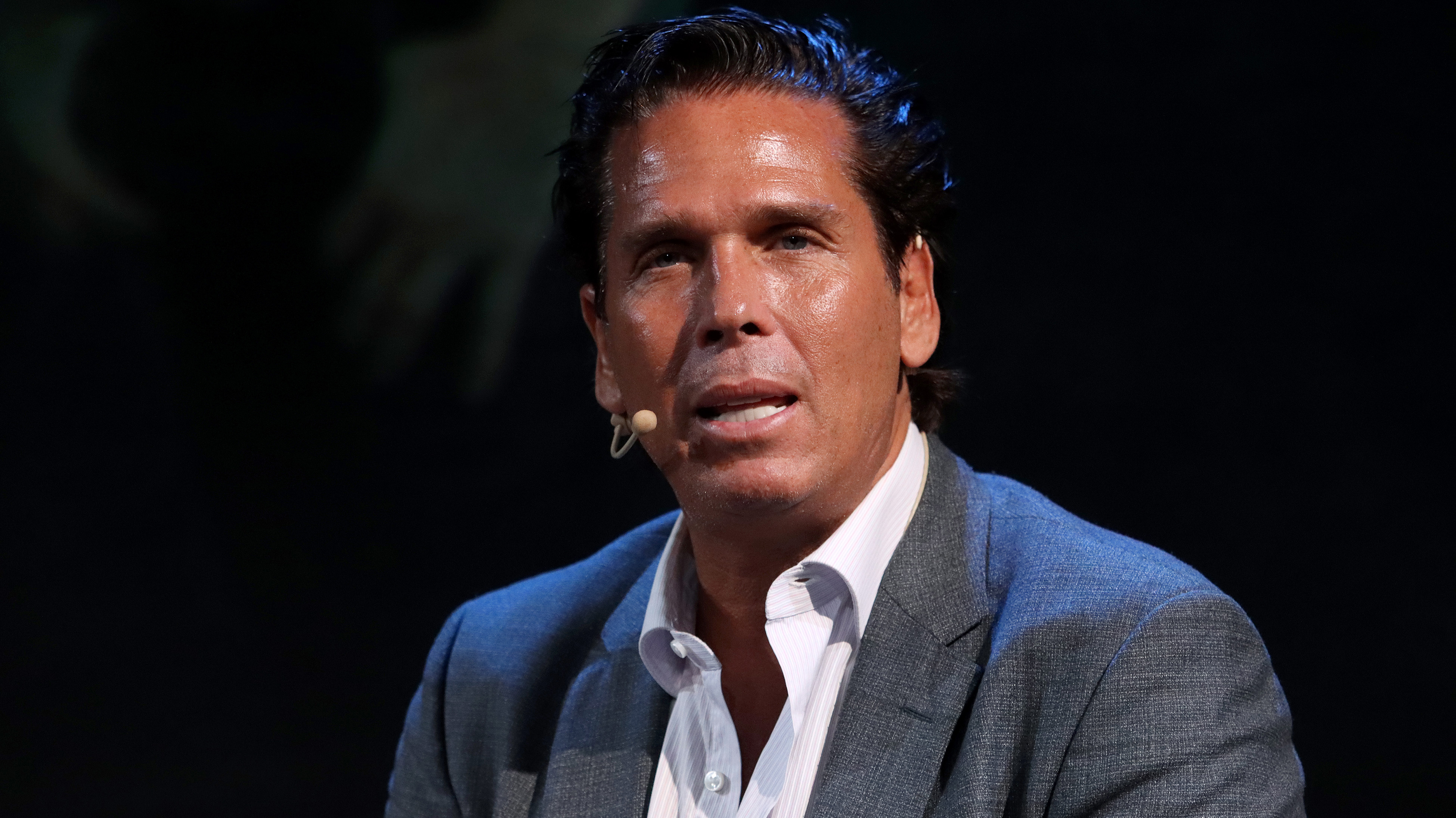 Roberto Palazuelos se defiende de críticas tras anunciar sus aspiraciones  para gobernar Quintana Roo – Telemundo 52