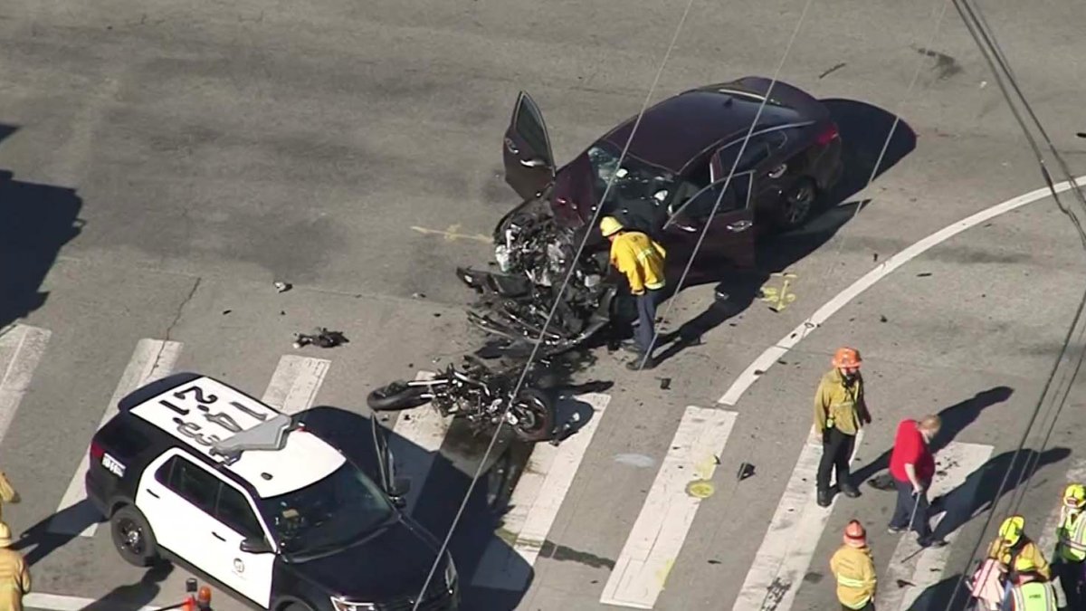 Muere motociclista en accidente en West Hills Telemundo 52