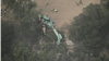 En video: helicóptero se estrella en Los Ángeles a solo metros de una carretera; hay varios heridos