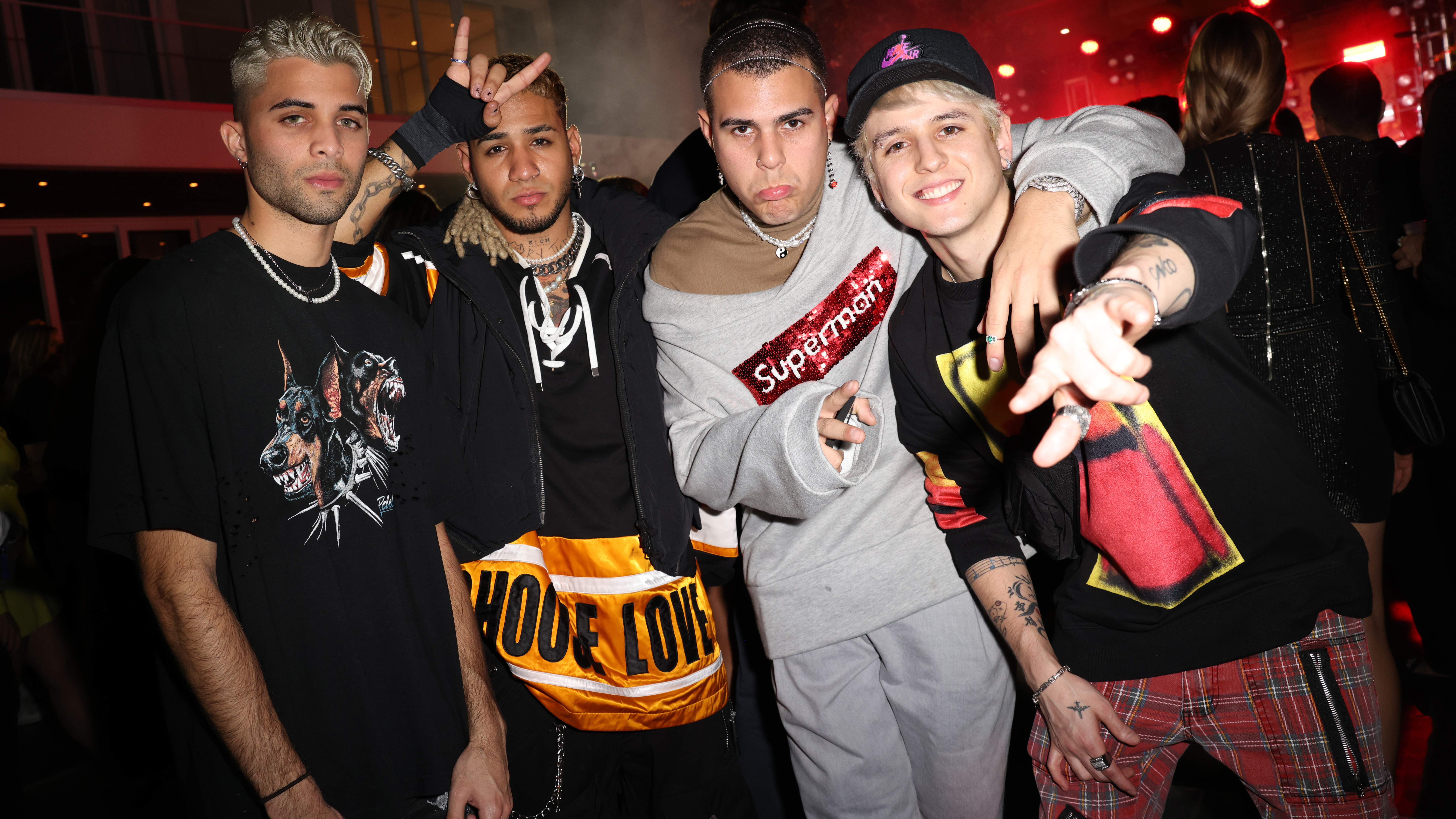 CNCO estrena el sencillo “La equivocada” – Telemundo 52