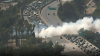 Incendio detiene tráfico en autopista 101 en el Valle de San Fernando