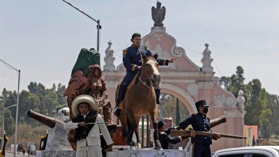 México conmemoran el 5 de mayo con escenificación de histórica batalla