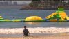 Inauguran parque acuático inflable en Long Beach